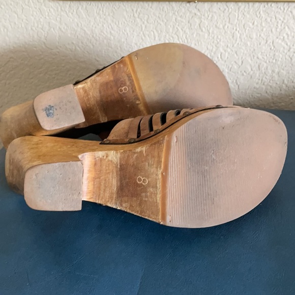 MIA Clogs - Picture 5 of 5